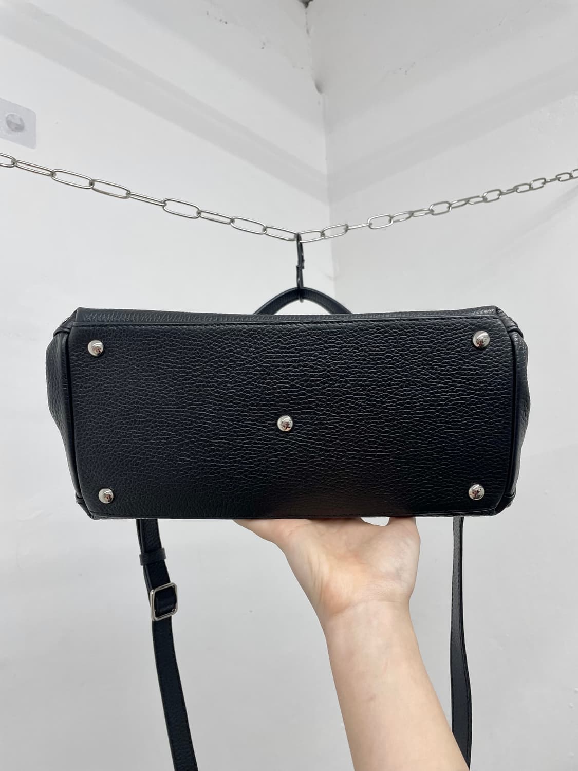 자넬라토 포스티나 스터드 버클 사첼백 상품이미지9