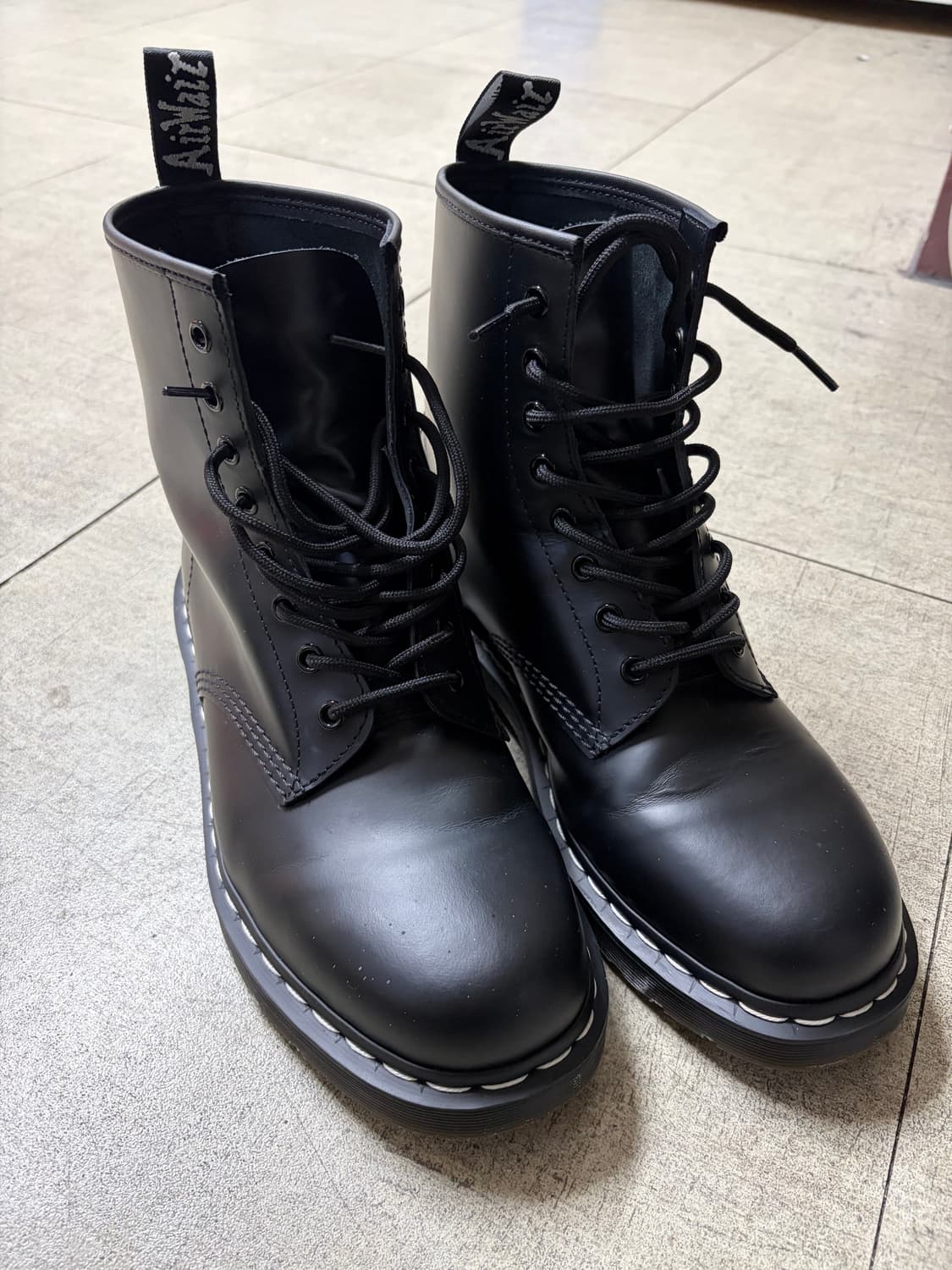 Dr. Martens 1460 화이트 스티치 290 상품이미지2