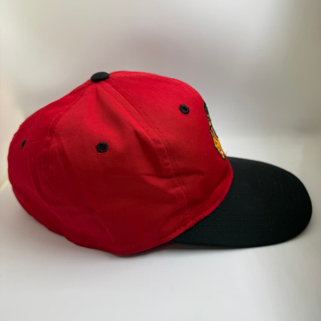 [희귀/OG] 90s 스타터 시카고 블랙호크스 사이드 스크립트 피티드 캡 상품이미지3