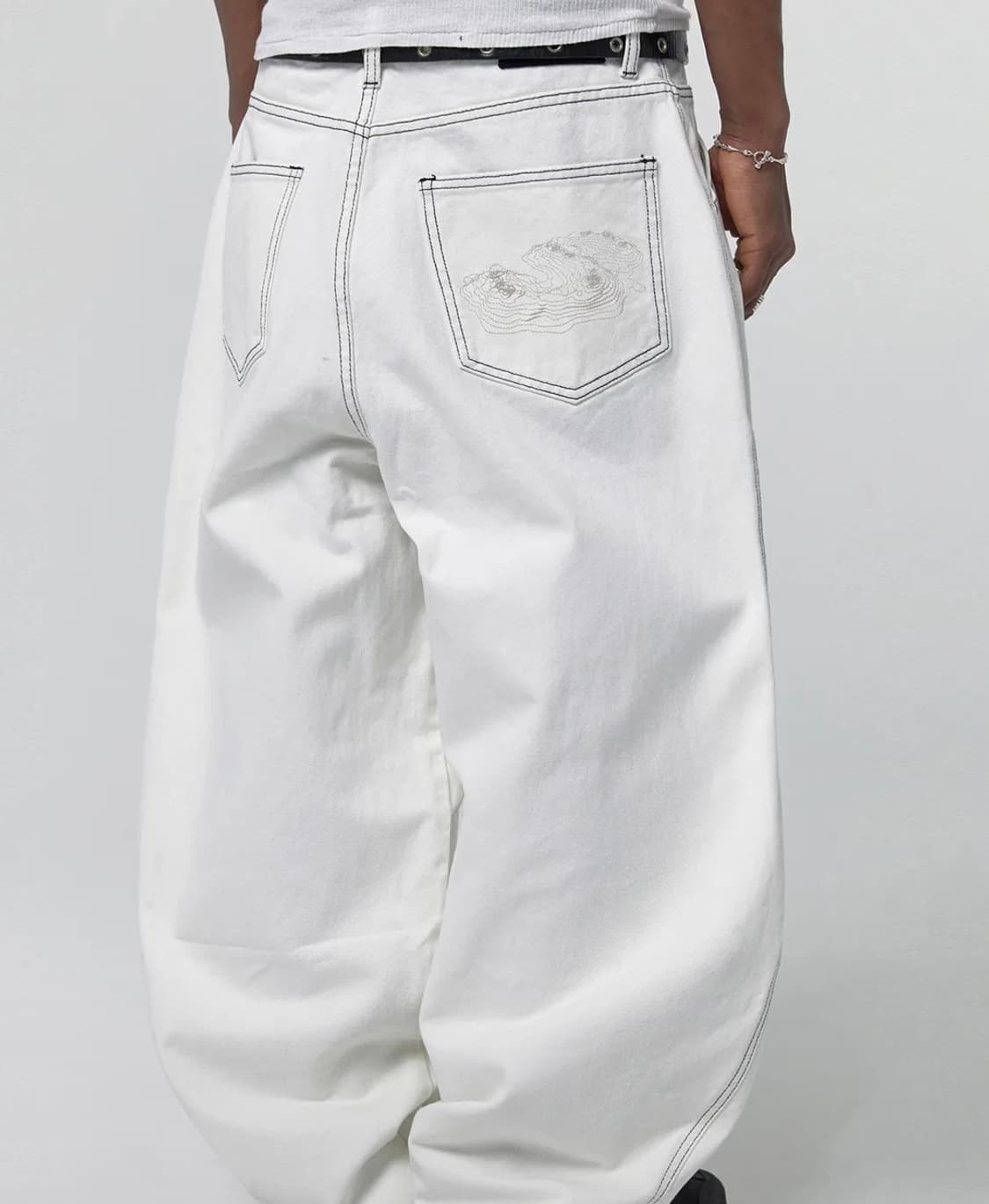 SUADE CONTOUR POCKET DENIM [WHITE] 상품이미지1