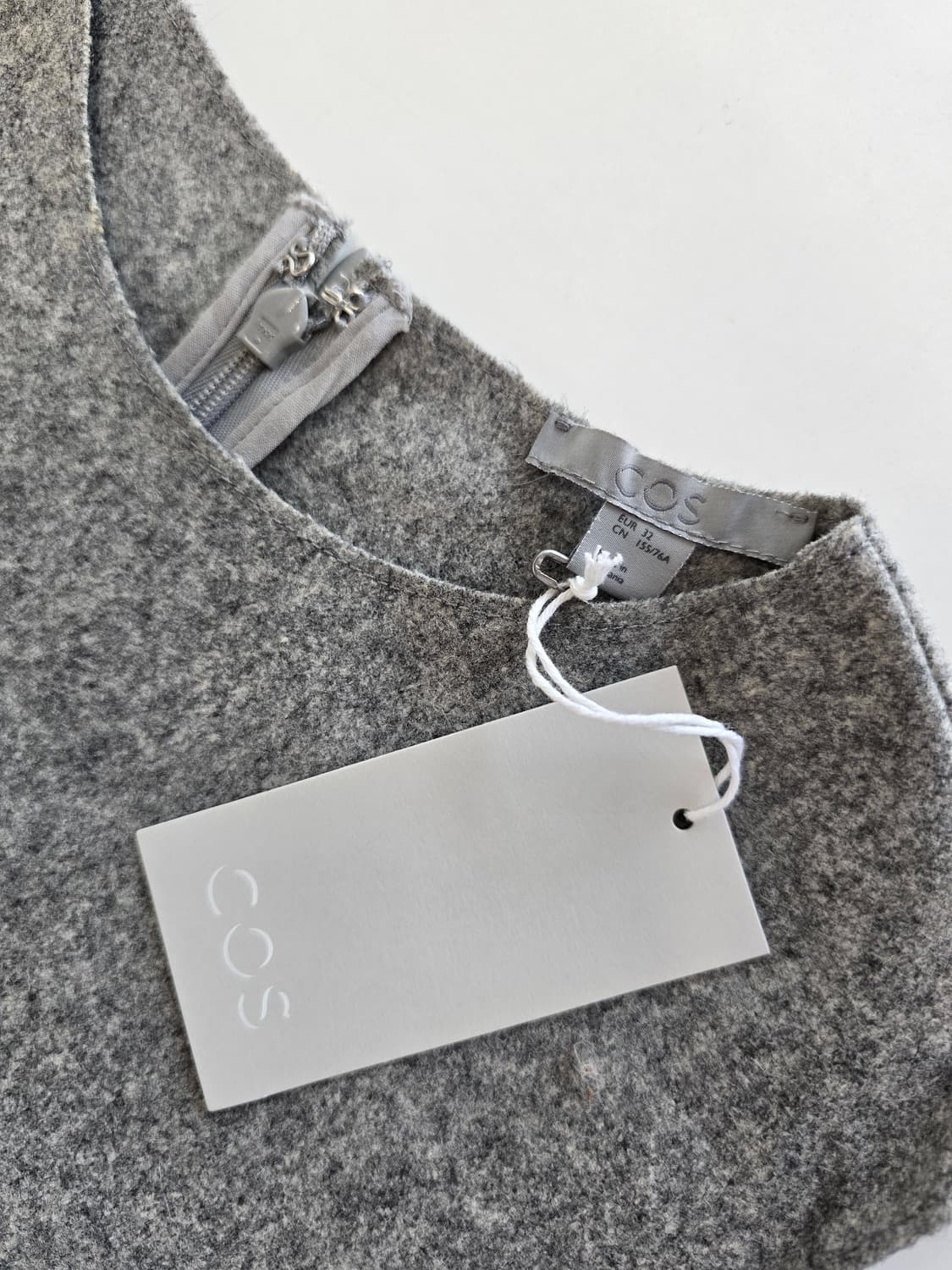 COS 코스 울 베스트 그레이 EUR32 상품이미지4