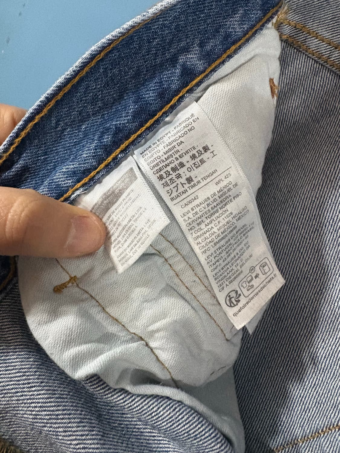 00’s Levis 501 denim pant. 상품이미지5