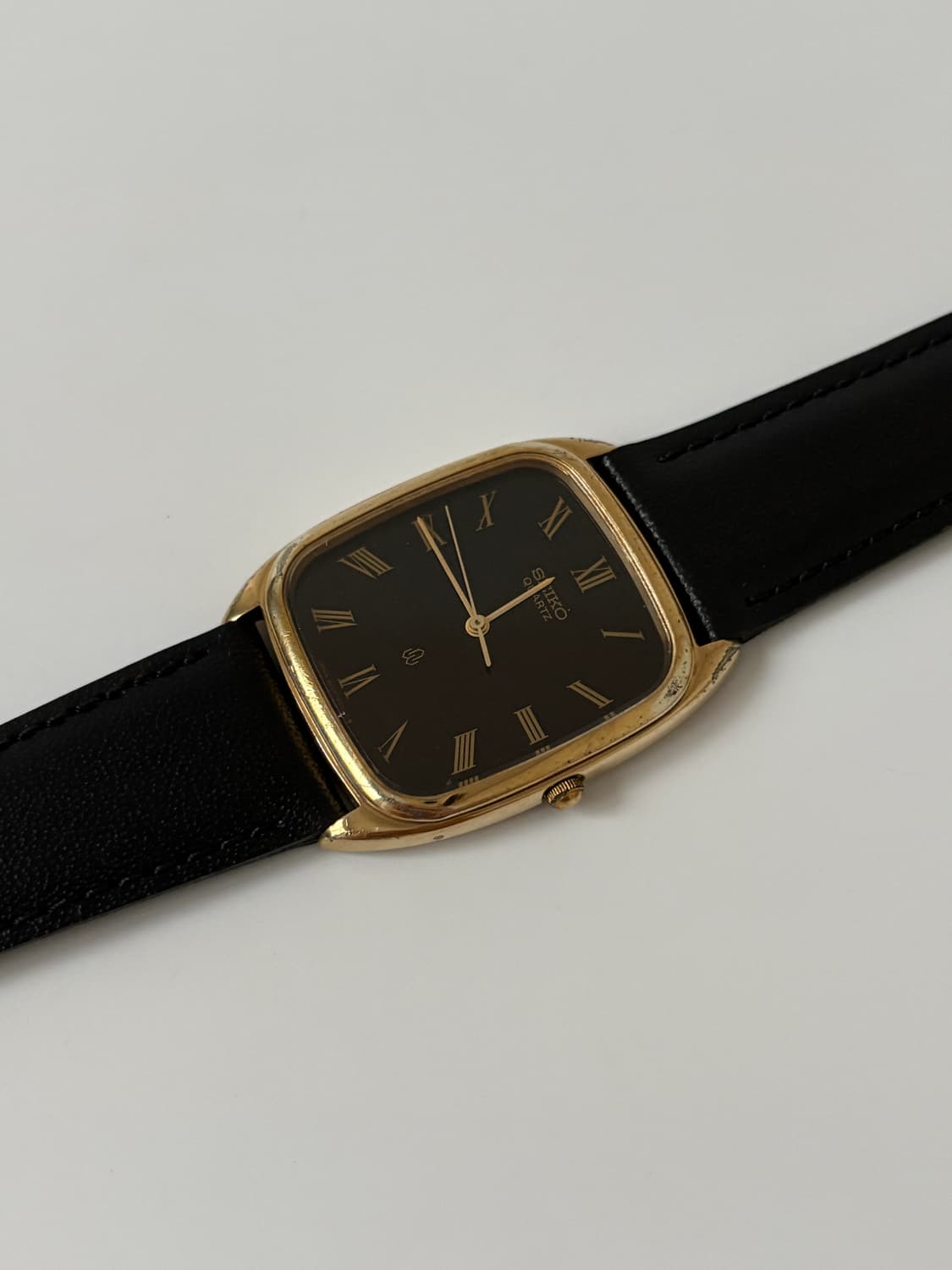 1980s Chariot Black Gold Tank Quartz 상품이미지4