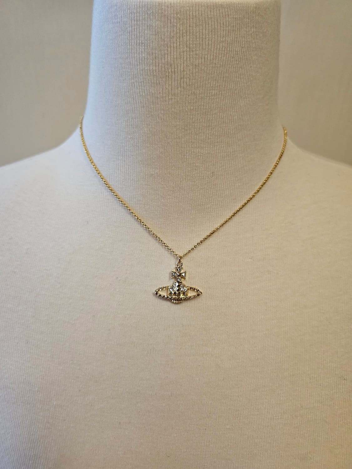 비비안웨스트우드 업사이클링 금장 목걸이 상품이미지5