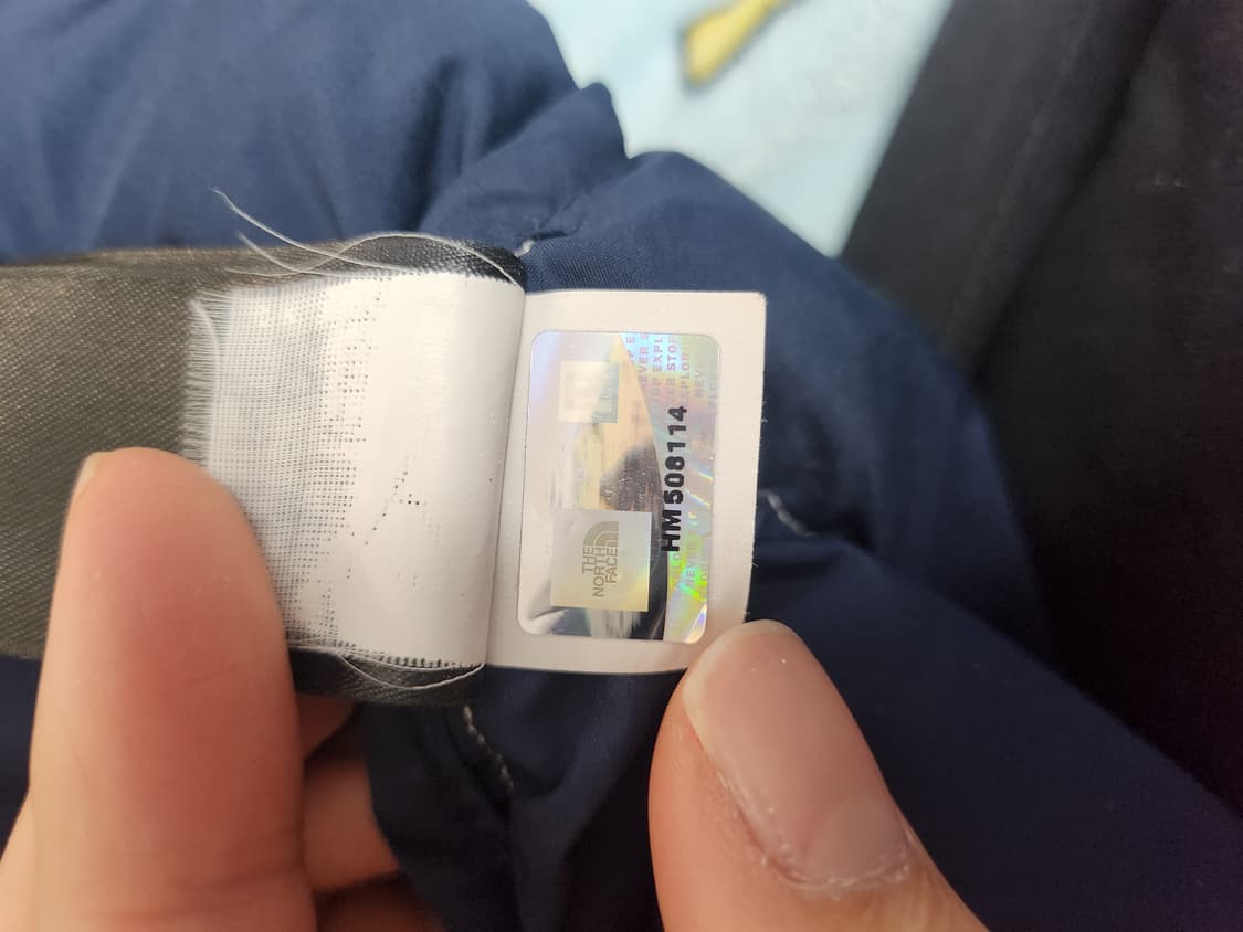 (100-105) 노스페이스 눕시 눕시2 700 패딩 아이보리/네이비 상품이미지4