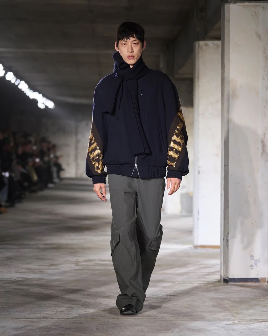 24fw 드리스반노튼 블랙 가죽 로퍼 슈즈 (265) 상품이미지3