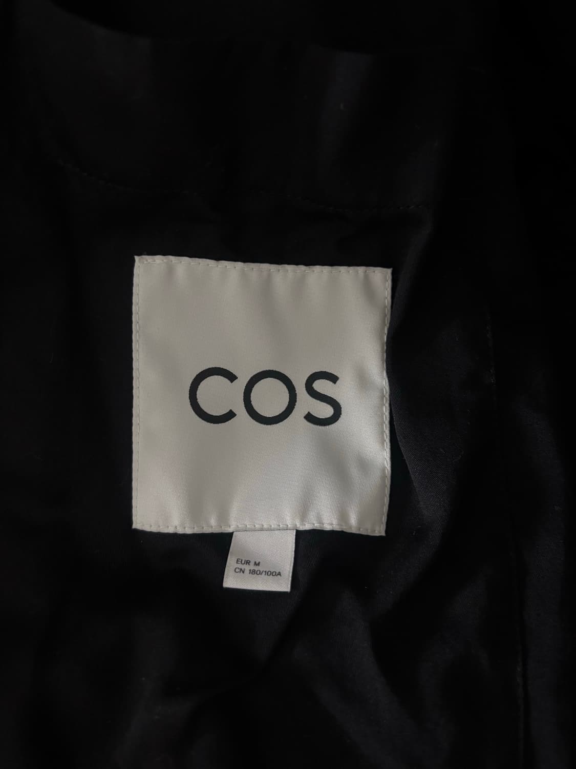 COS 블랙 집업 자켓  상품이미지3