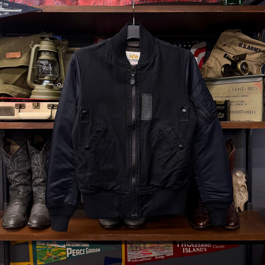 LEE X 알파 인더스트리 스톰 라이더 복각 코튼 봄버 자켓 N240 상품이미지1