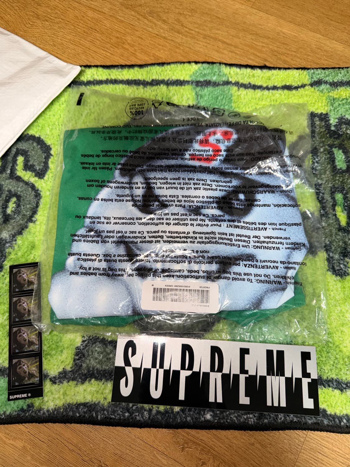 슈프림 스노우맨  snowman  상품이미지1