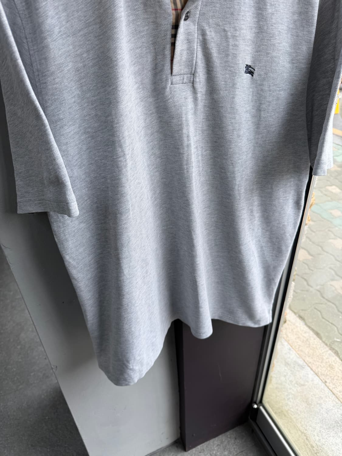 100~105/ 버버리 미니 로고 폴로 그레이 반팔 상품이미지4