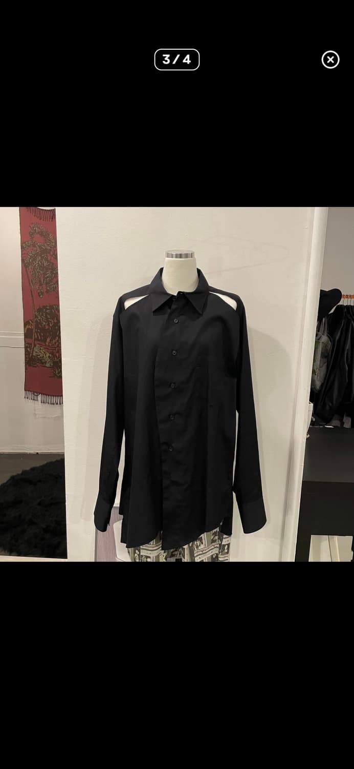 설밤 컷아웃 비대칭 셔츠 M 사이즈 상품이미지3