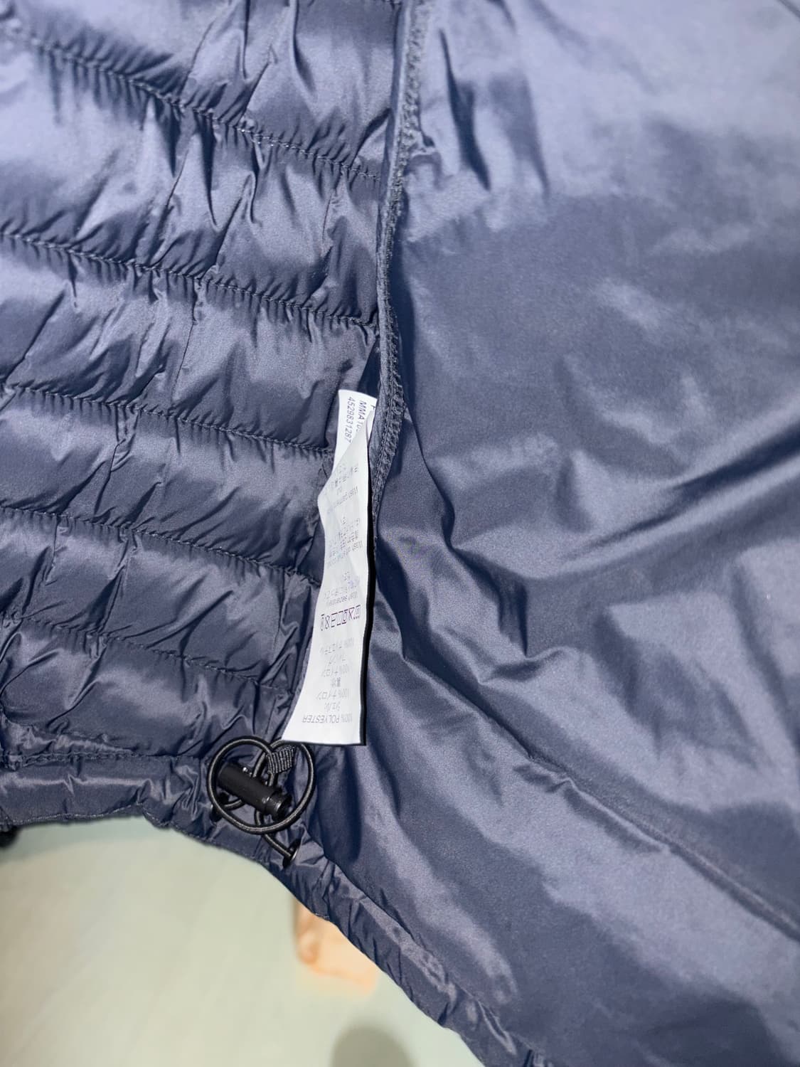 오클리 경량패딩 블랙 s 상품이미지3