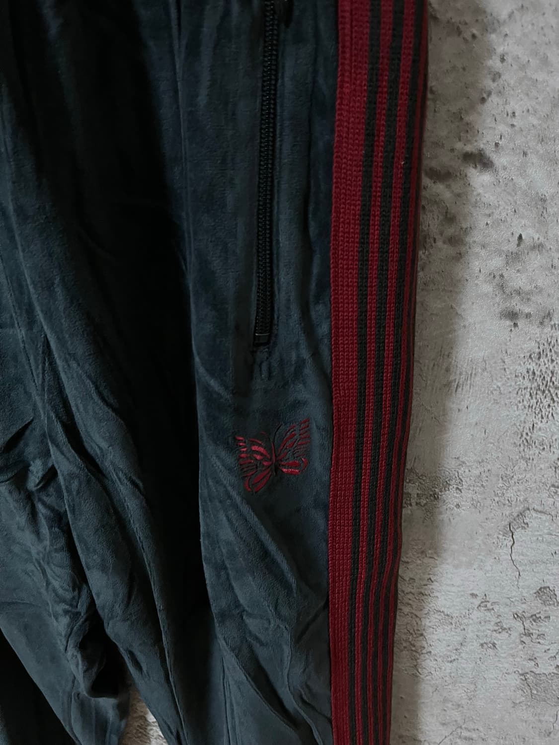 니들스 초기 벨벳 트랙팬트 벨루어 상품이미지3