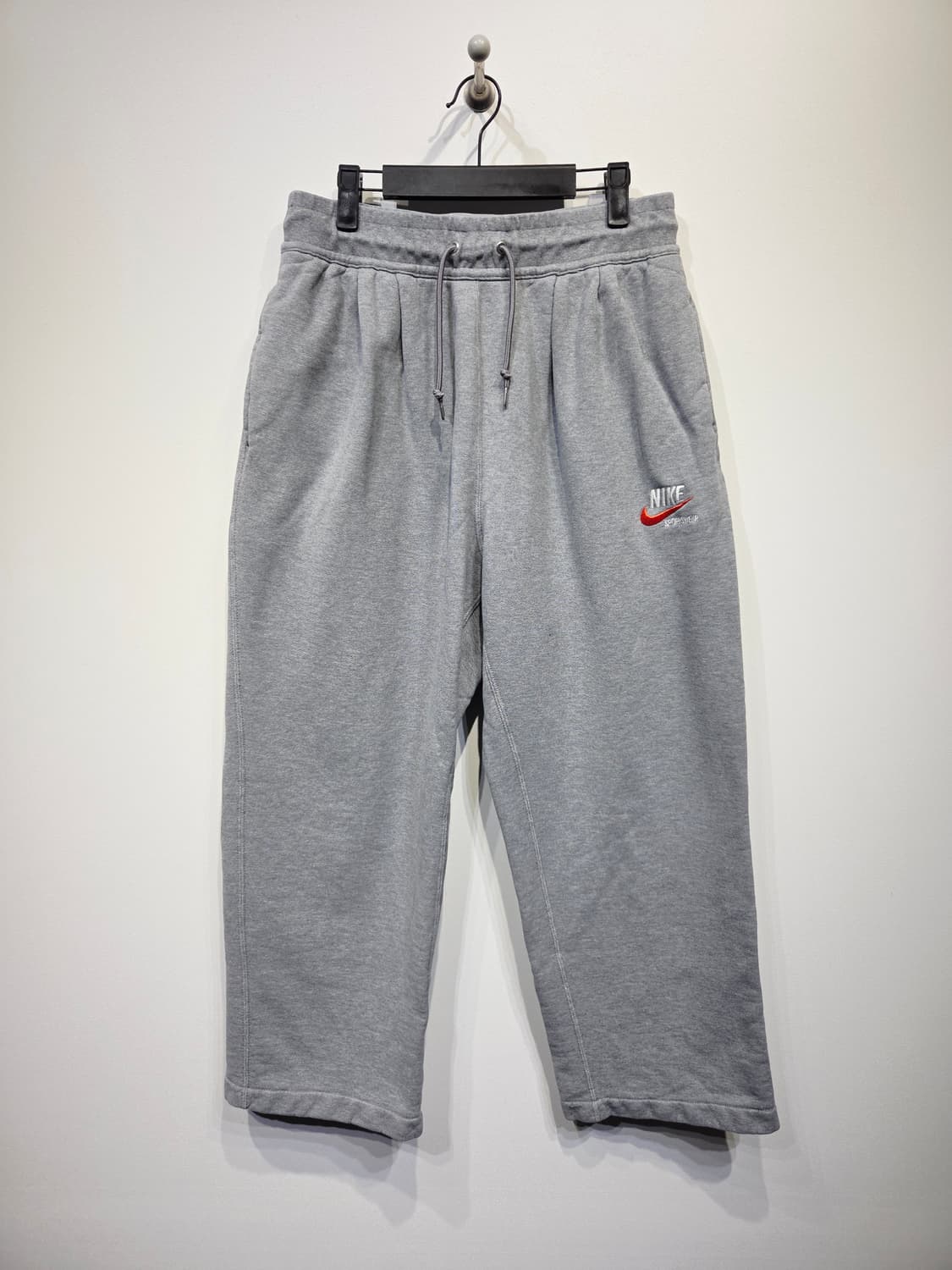 나이키 스포츠웨어 트렌드 스웨트팬츠 그레이 상품이미지2