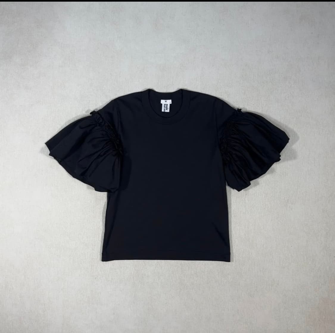 누아 케이 니노미야 프릴 티셔츠 상품이미지1