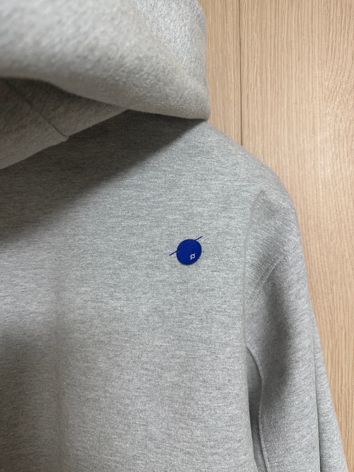 아더에러 데칼로고 후드티 그레이 A1 95~100사이즈 상품이미지3