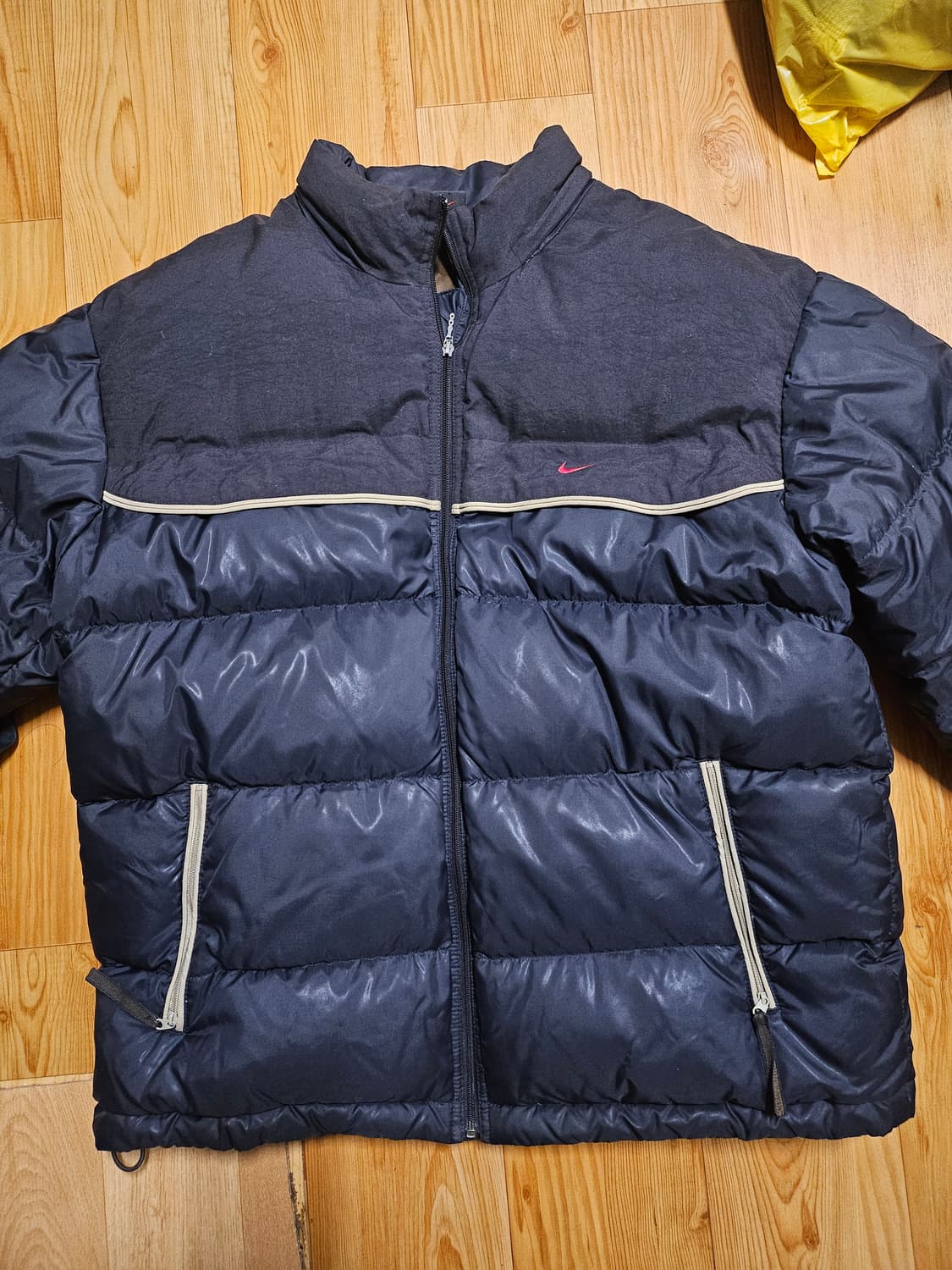 나이키 블랙 패딩 상품이미지1