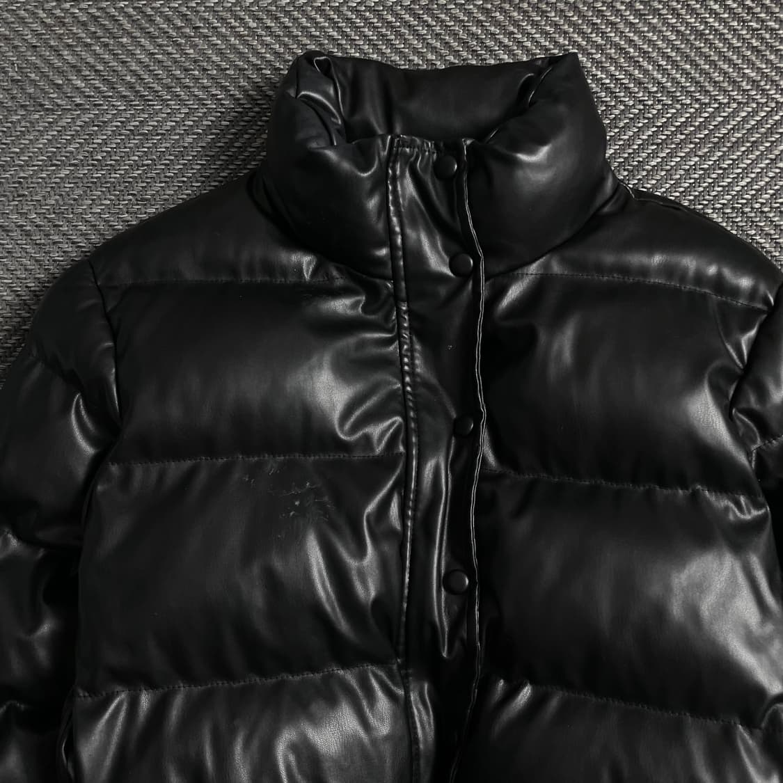 FANDY LOKAR 블랙 레더 크롭 숏패딩o 4710 상품이미지4