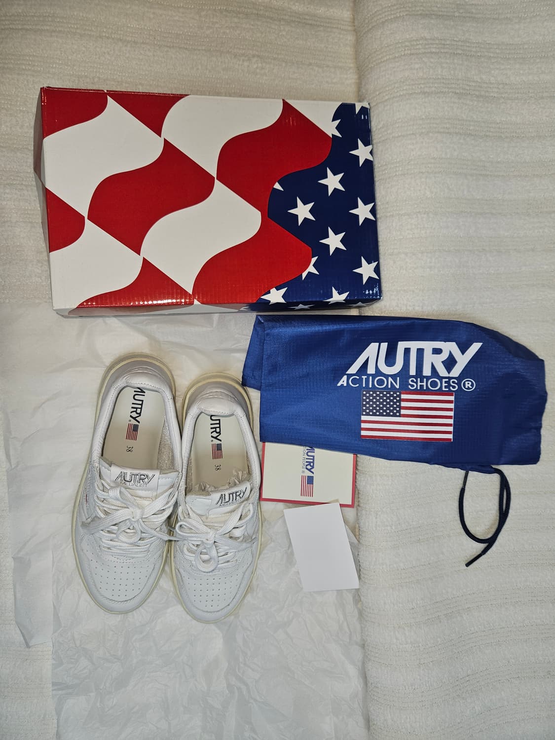 오트리 메달리스트 로우 고트스킨 스니커즈 화이트 38 상품이미지9