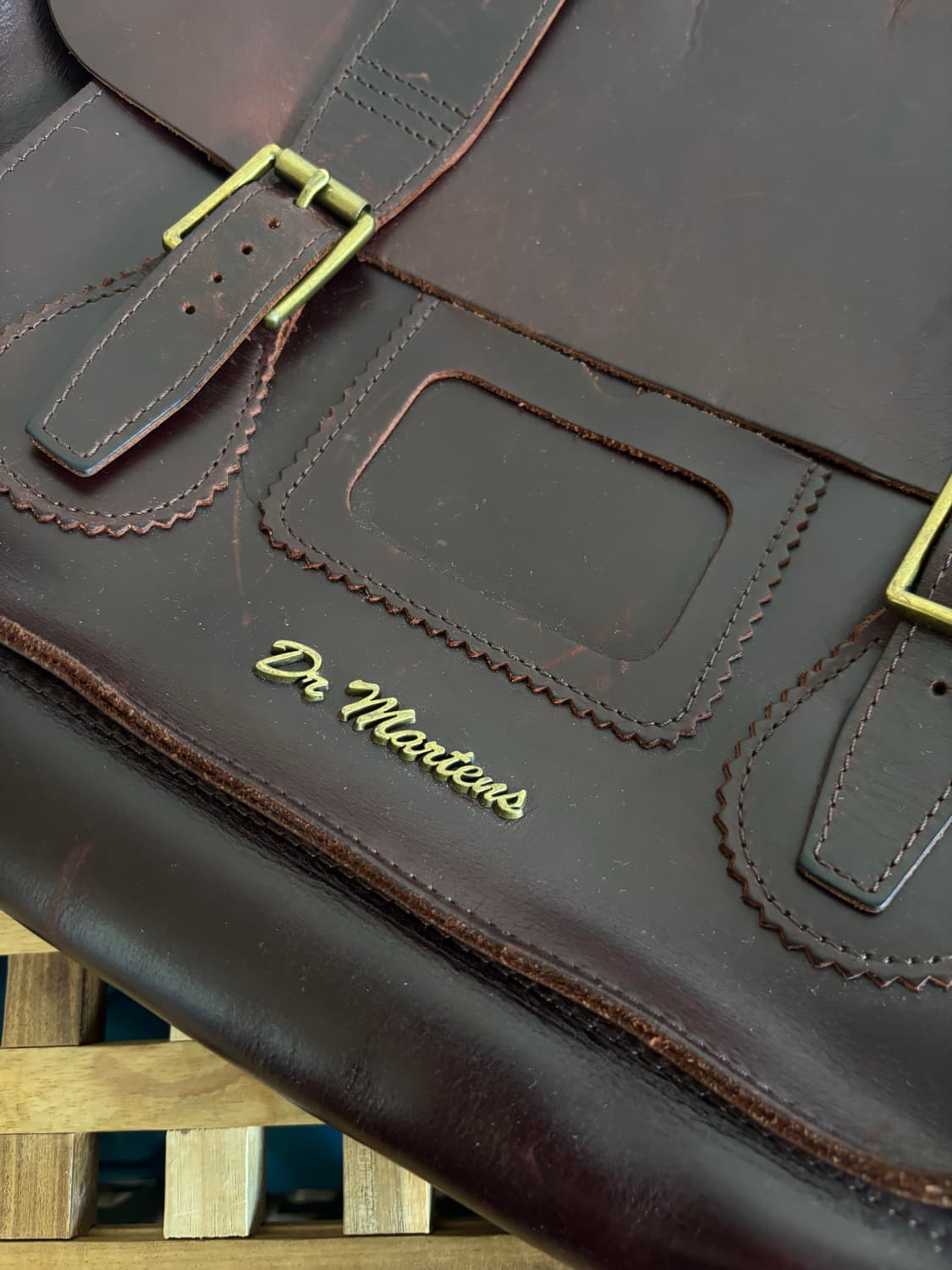 닥터마틴 사첼백  상품이미지3