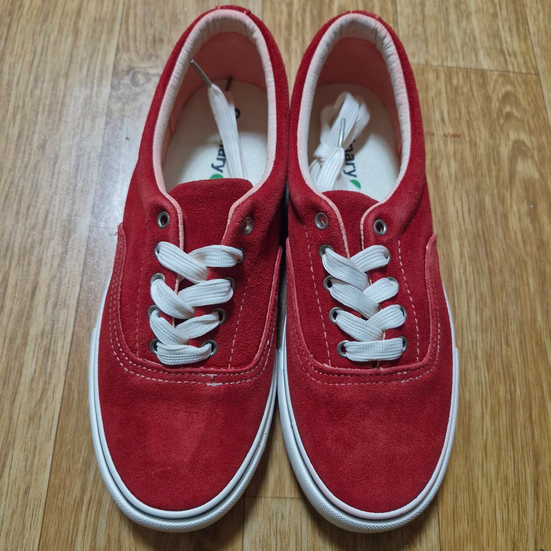 오디너리원 스웨이드 스니커즈 상품이미지1