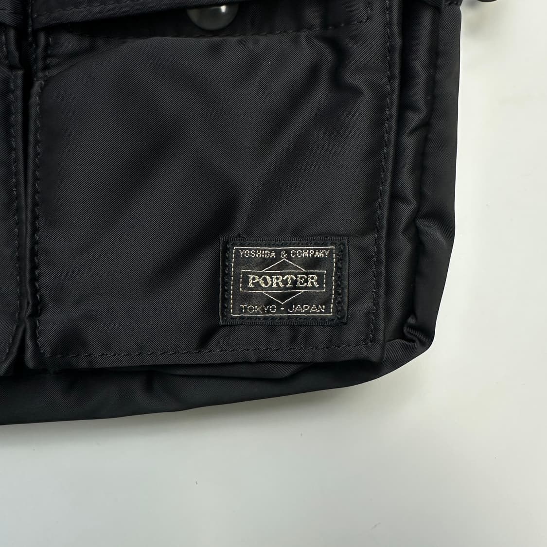 PORTER TANKER SHOULDER BAG 포터 탱커 숄더백 상품이미지2