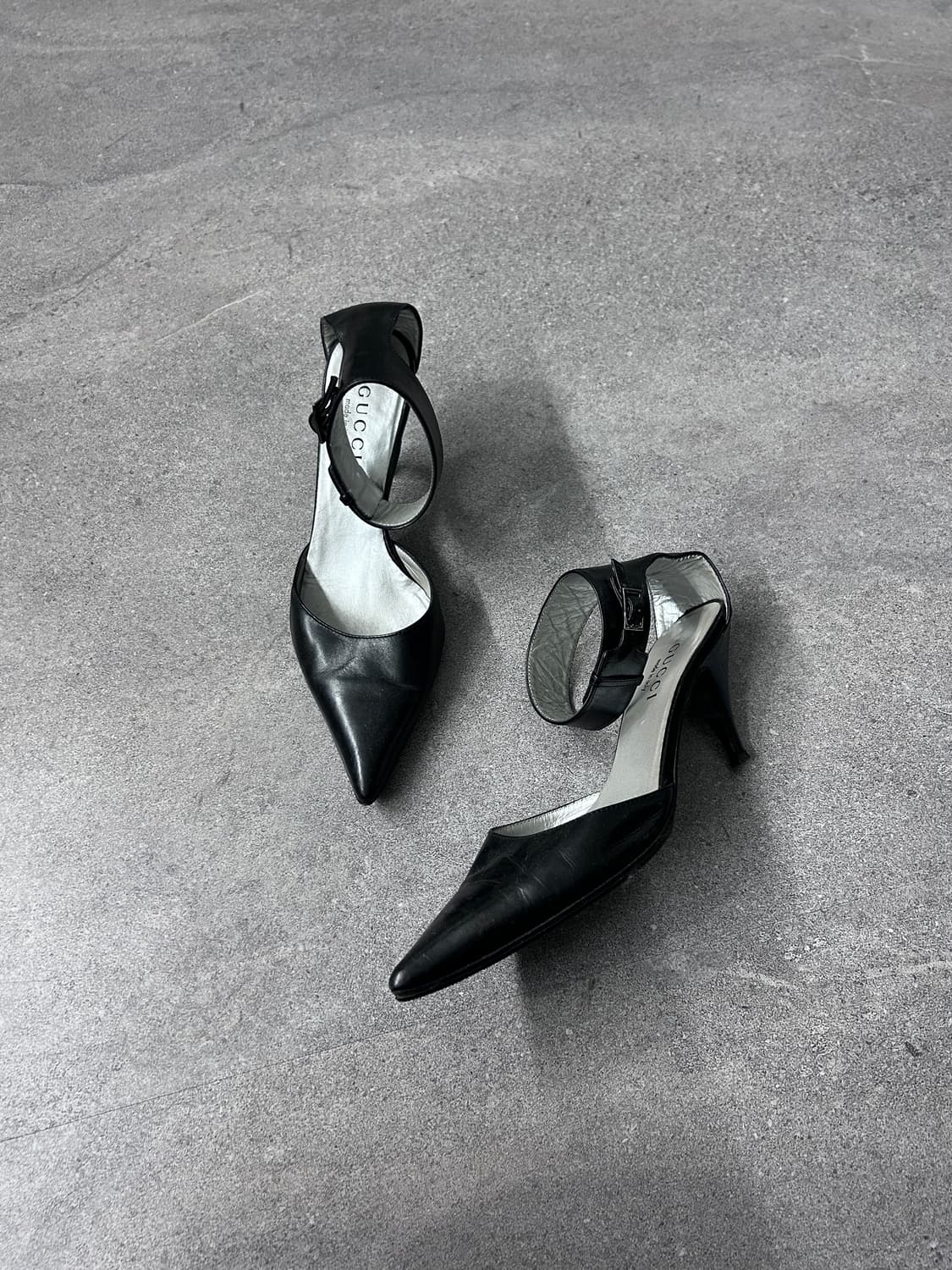 Gucci Ankle Strap Skeletto Heels 상품이미지6