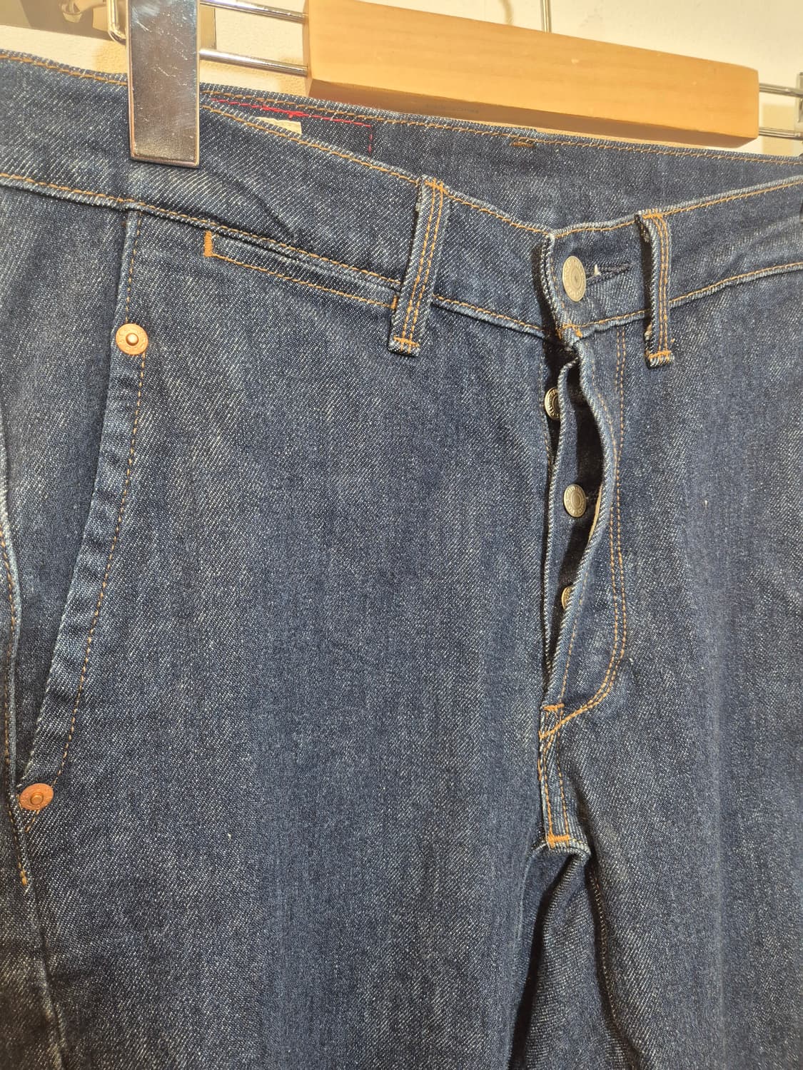 리바이스 프리미엄 라인 LEJ 570 모델
허리 30, 기장 32  상품이미지2