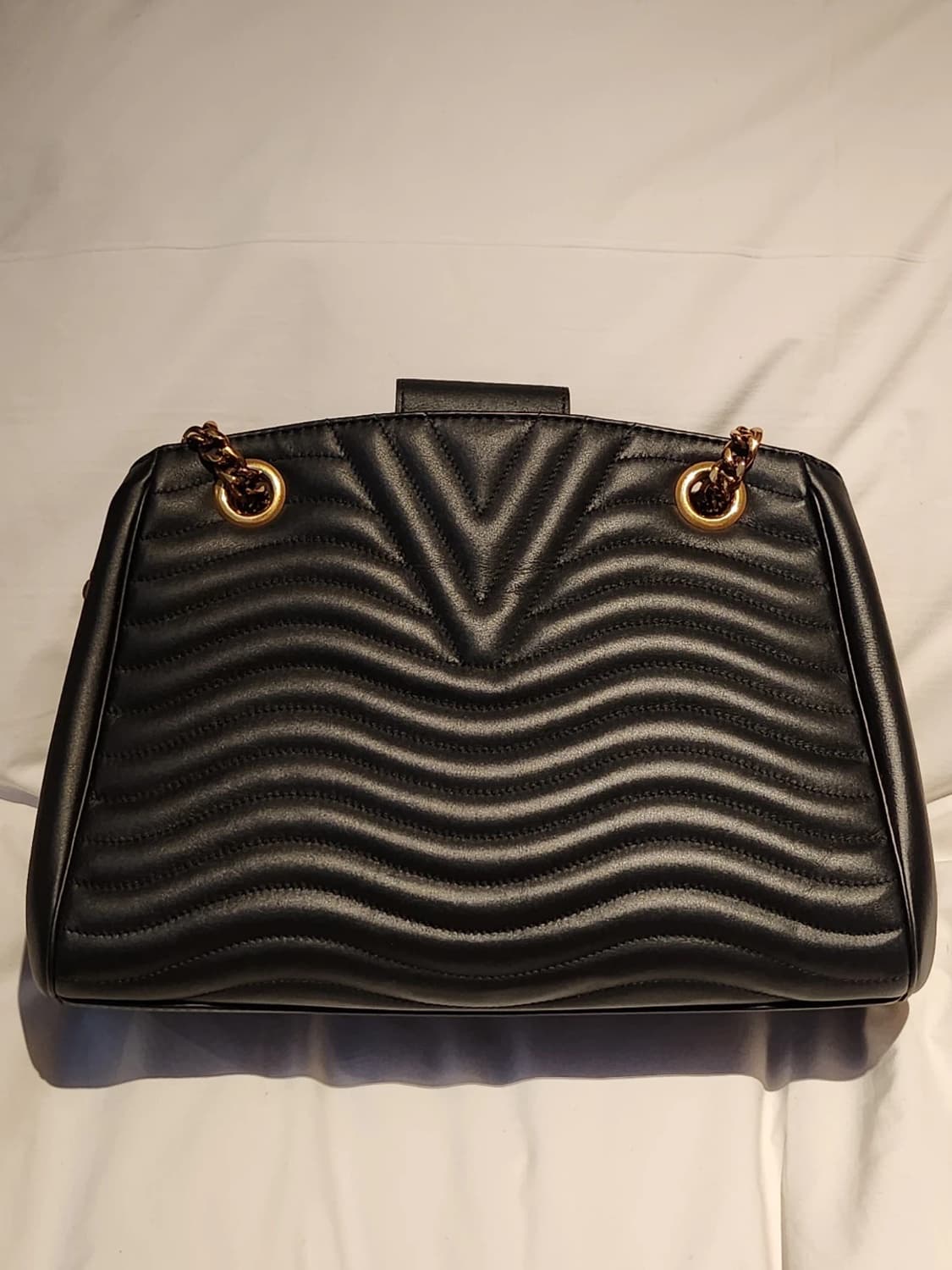 루이비통 뉴웨이브 체인 숄더백 상품이미지2