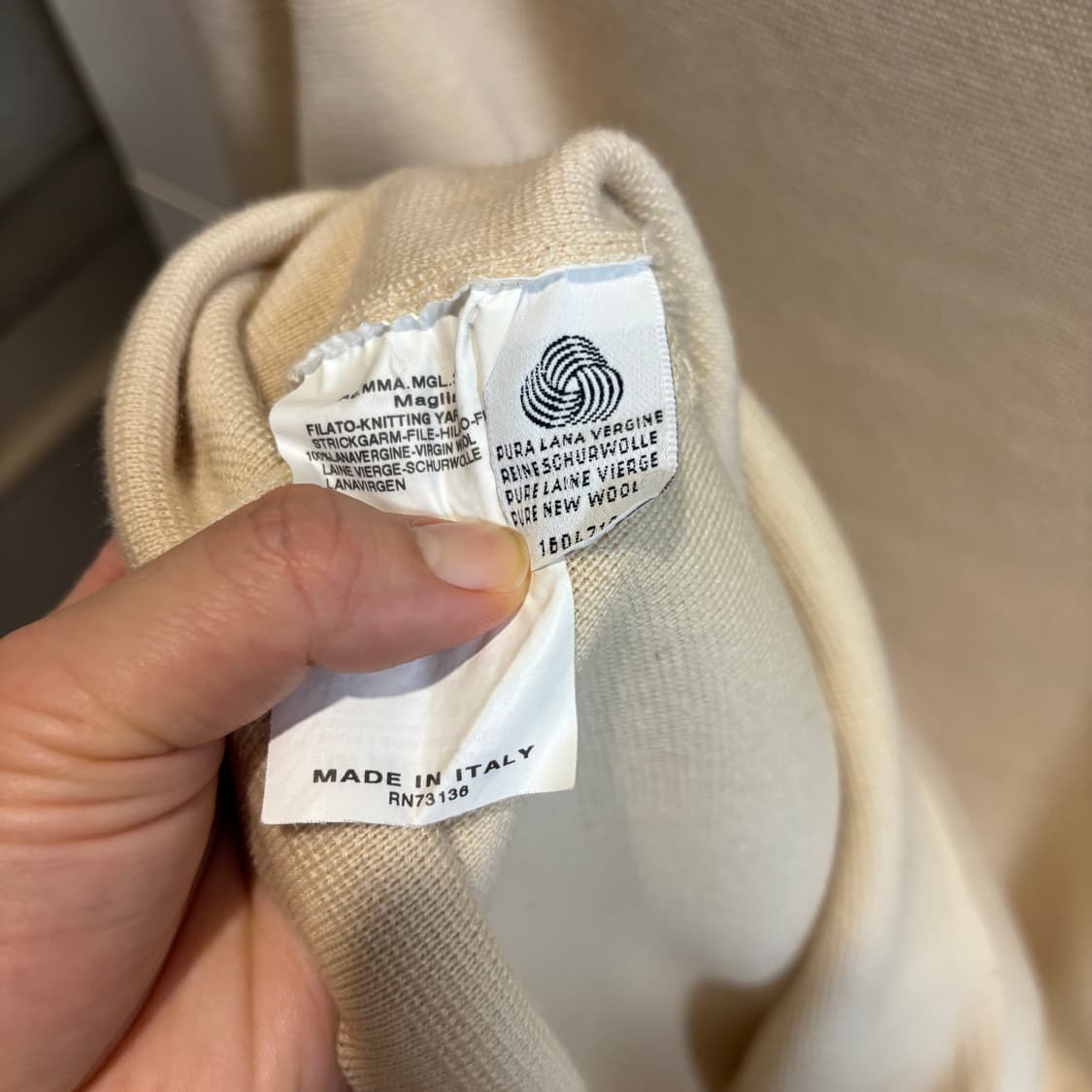 막스마라 반목 울100% 버터베이지 니트 상품이미지6