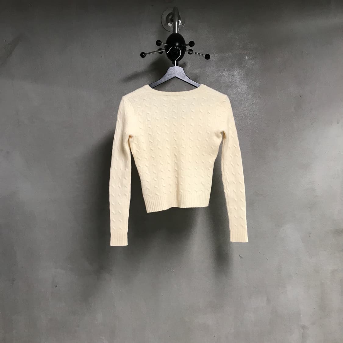 폴로 랄프로렌 케이블 브이넥 니트 화이트 M(W) 상품이미지7