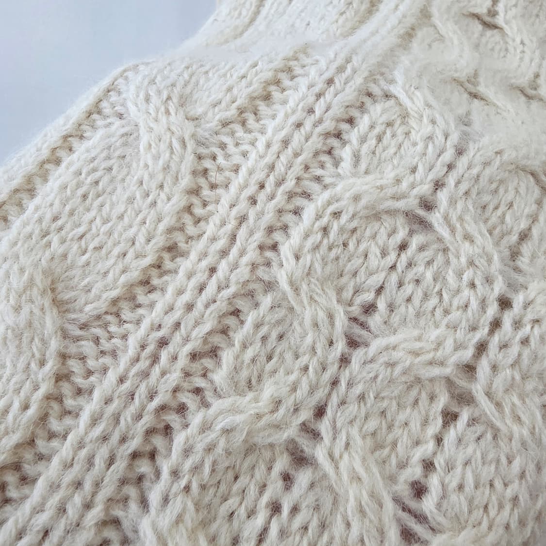 Swing Beat 울100% 아이보리 피셔맨 케이블 니트 상품이미지7