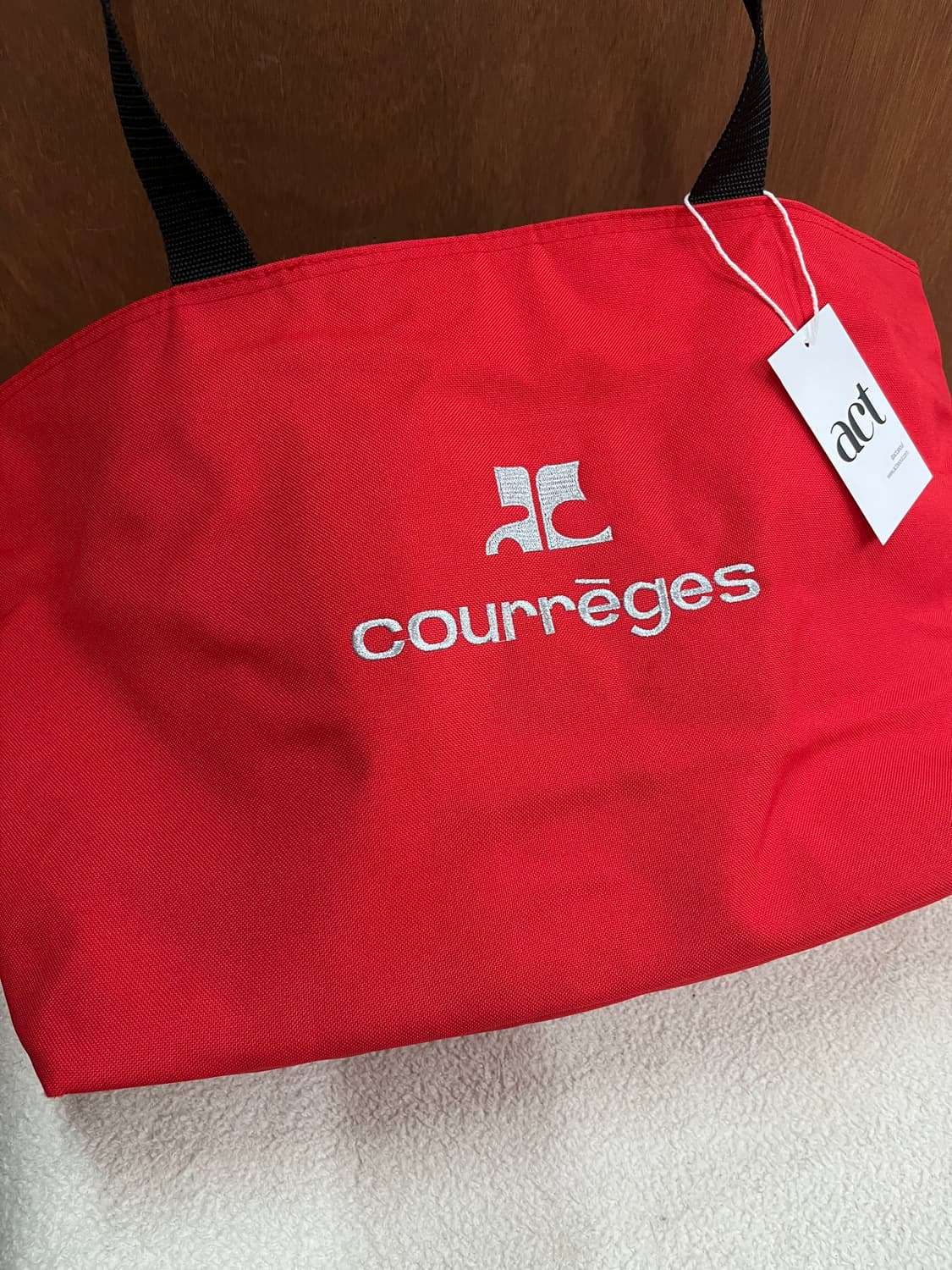 꾸레쥬 로고 쇼퍼백 레드 상품이미지7