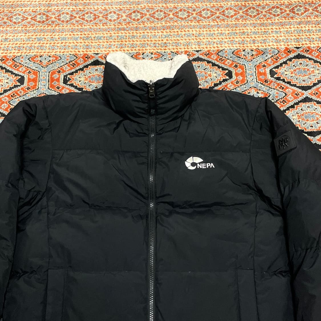 네파 블랙 플리스 리버시블 패딩점퍼 여성S 상품이미지3