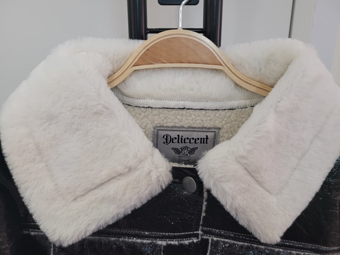 델리센트 크롭 데끼 무스탕 퍼카라 크롭 자켓 55~66 상품이미지2