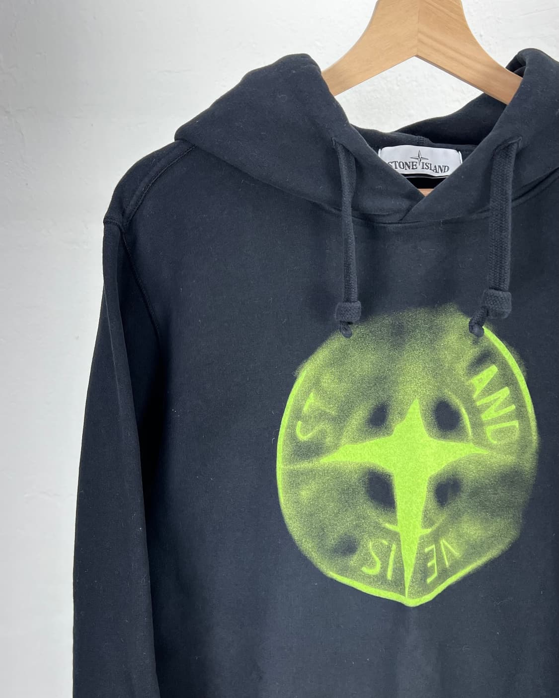 스톤아일랜드 19fw 스머지 브러쉬 로고 스웨트 셔츠 후디 상품이미지2