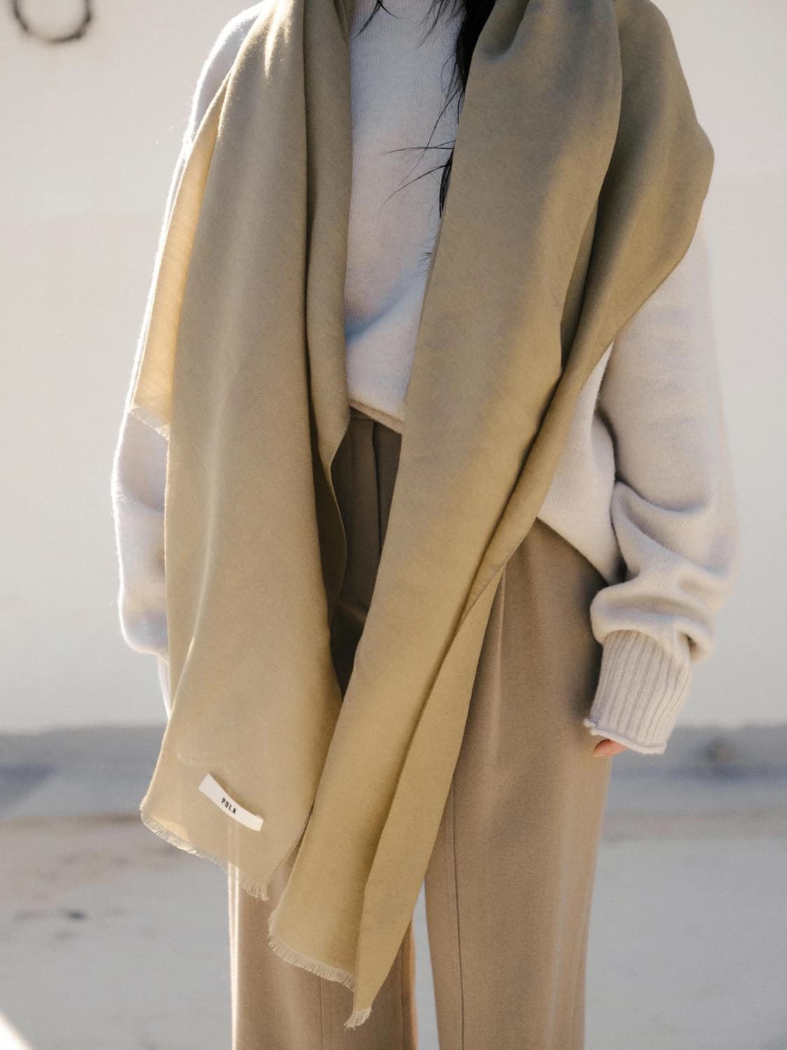 당일거래 8! PULA / Oversized Wool Silk Scarf 상품이미지3