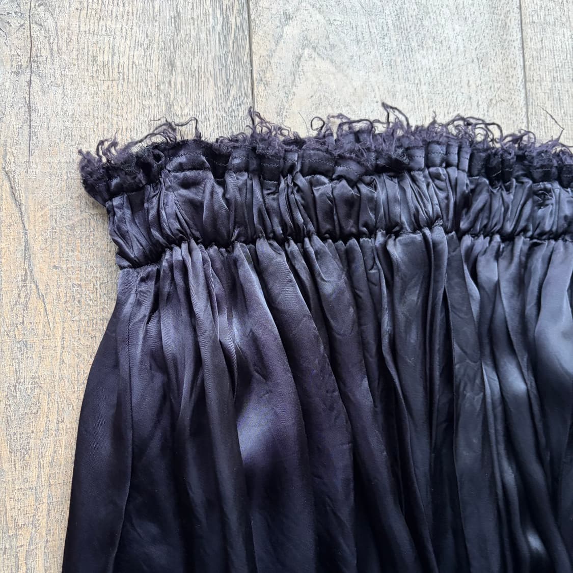 Distressed Shirring Cupra Skirt  상품이미지9