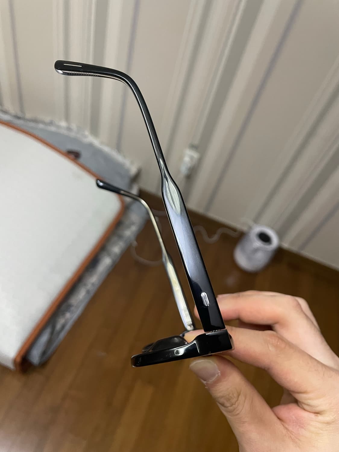 젠틀몬스터 EDDY-A 01 블랙 안경 상품이미지2