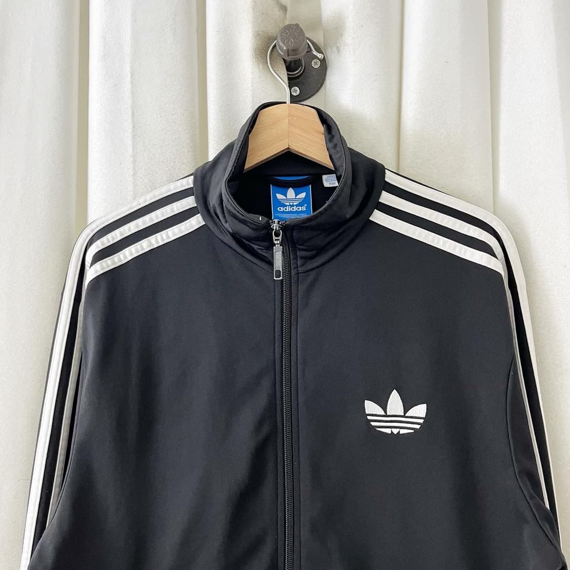 아디다스 블랙 화이트 파이어버드 삼선 져지 상품이미지2