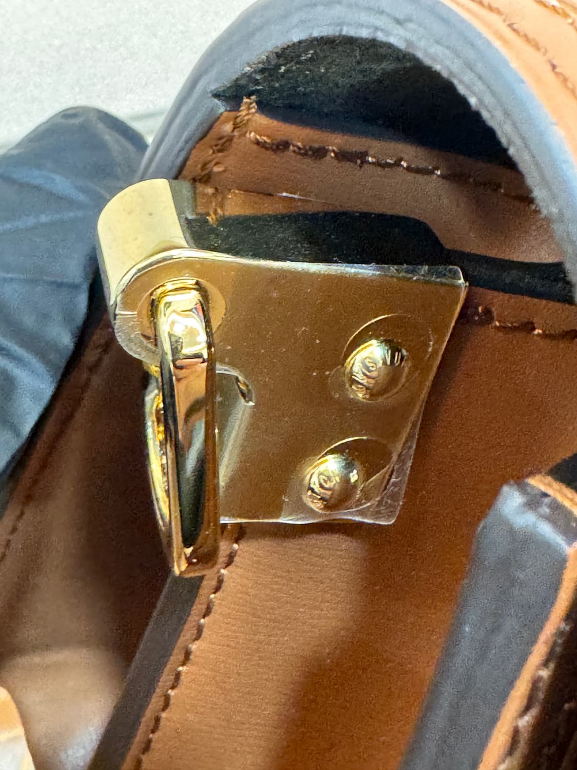 새제품 루이비통 미니 도핀 숄더백  상품이미지2