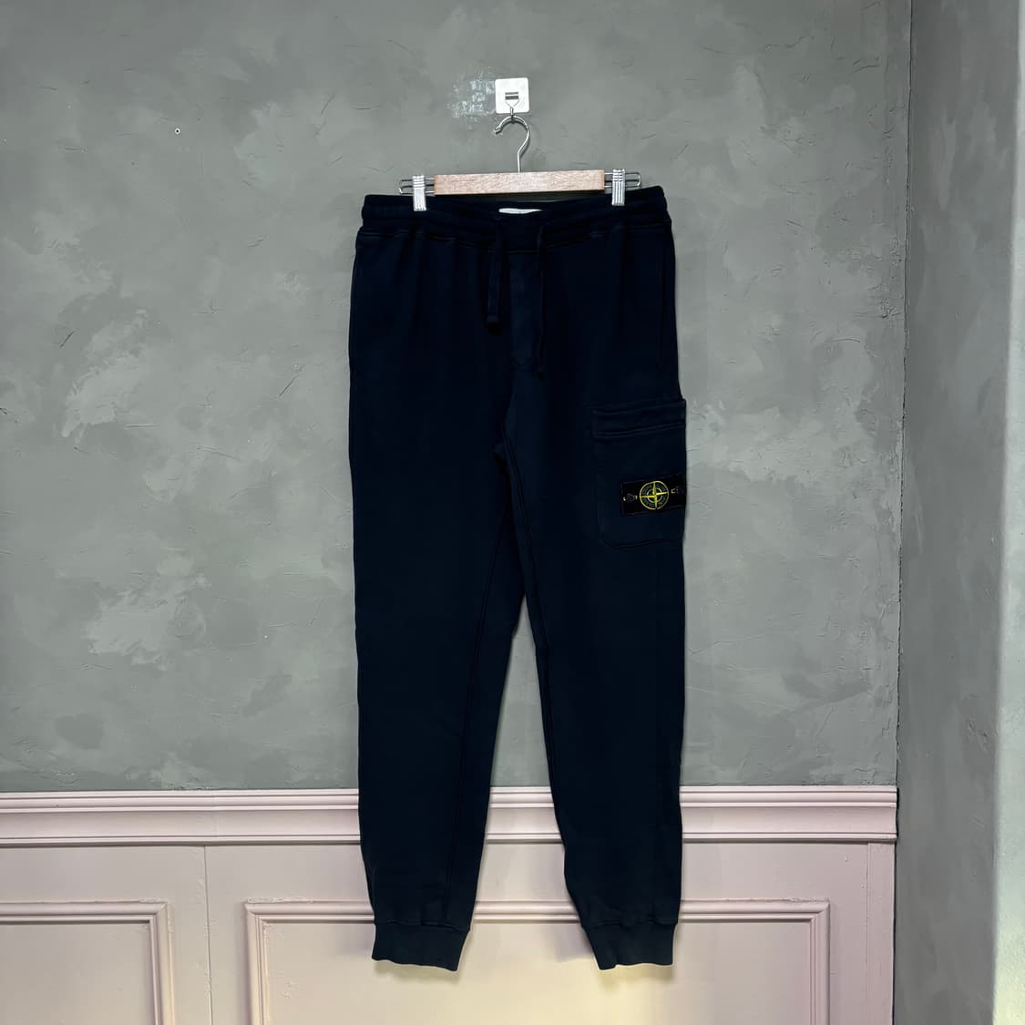 스톤아일랜드 스웻 조거 팬츠 네이비 상품이미지1