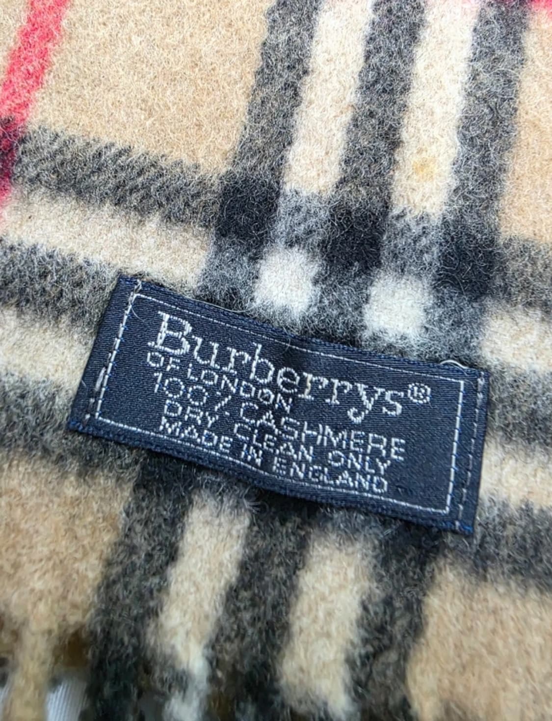 버버리 클래식 체크 캐시미어 머플러 상품이미지7