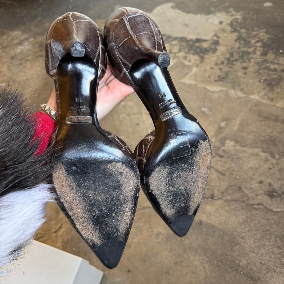 조르지오 알마니 크로커다일 엠보싱 스틸레토 키튼 힐 상품이미지7