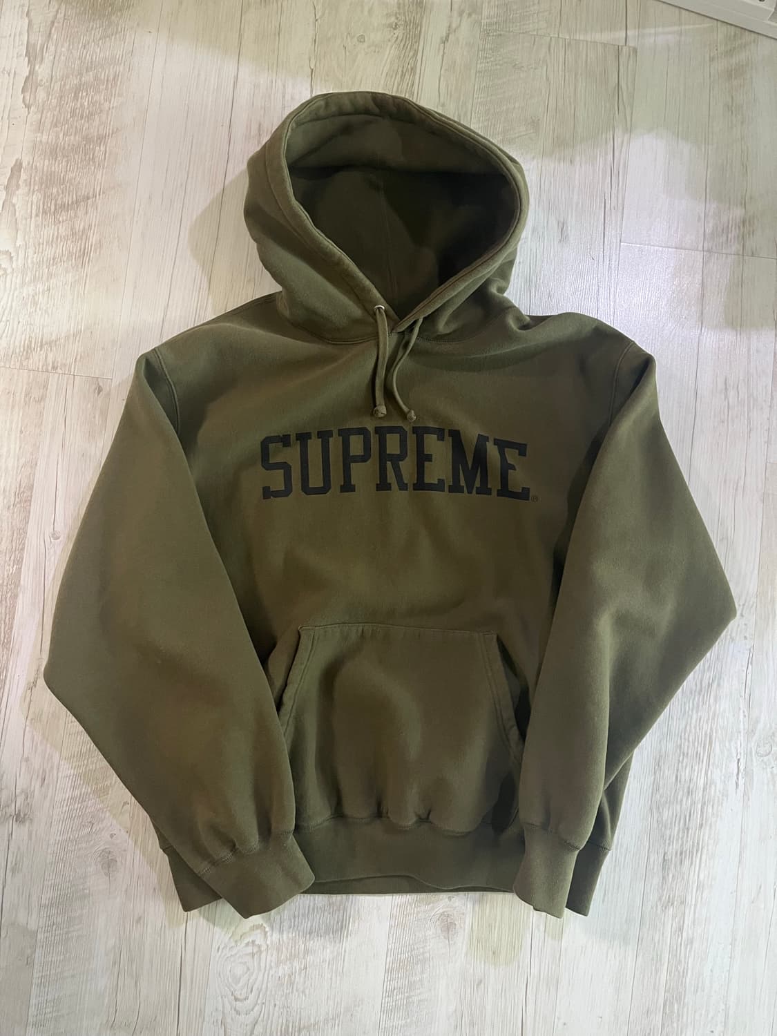 슈프림 23fw 바시티 후드 다크올리브m 상품이미지1