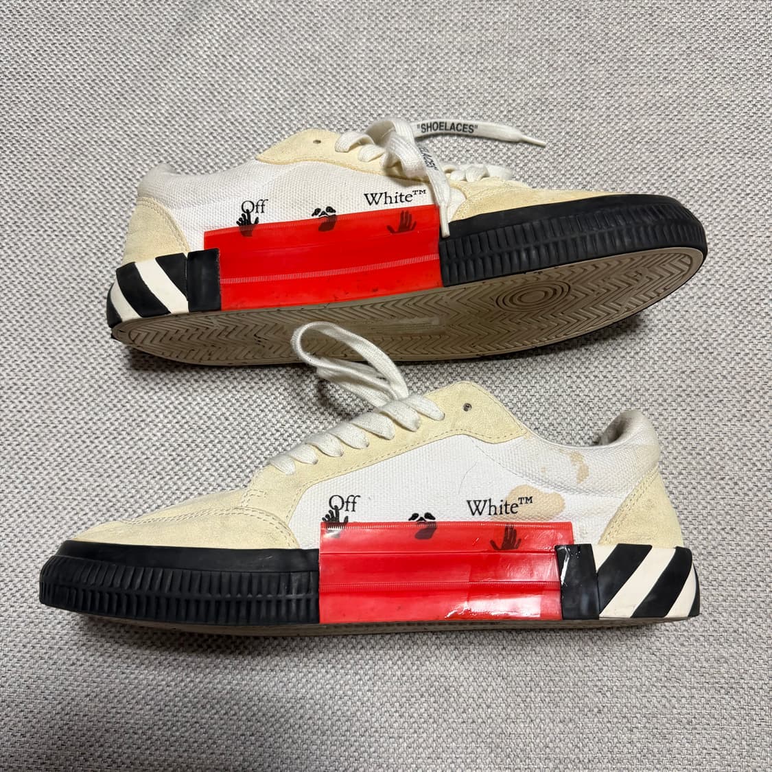오프화이트 에로우 벌크 로우 스니커즈 상품이미지2