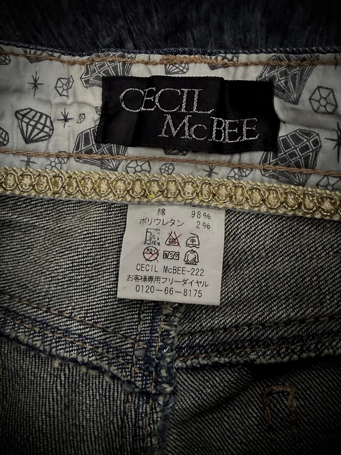 Cecil McBee 금장 큐빅 디테일 스키니진 상품이미지10