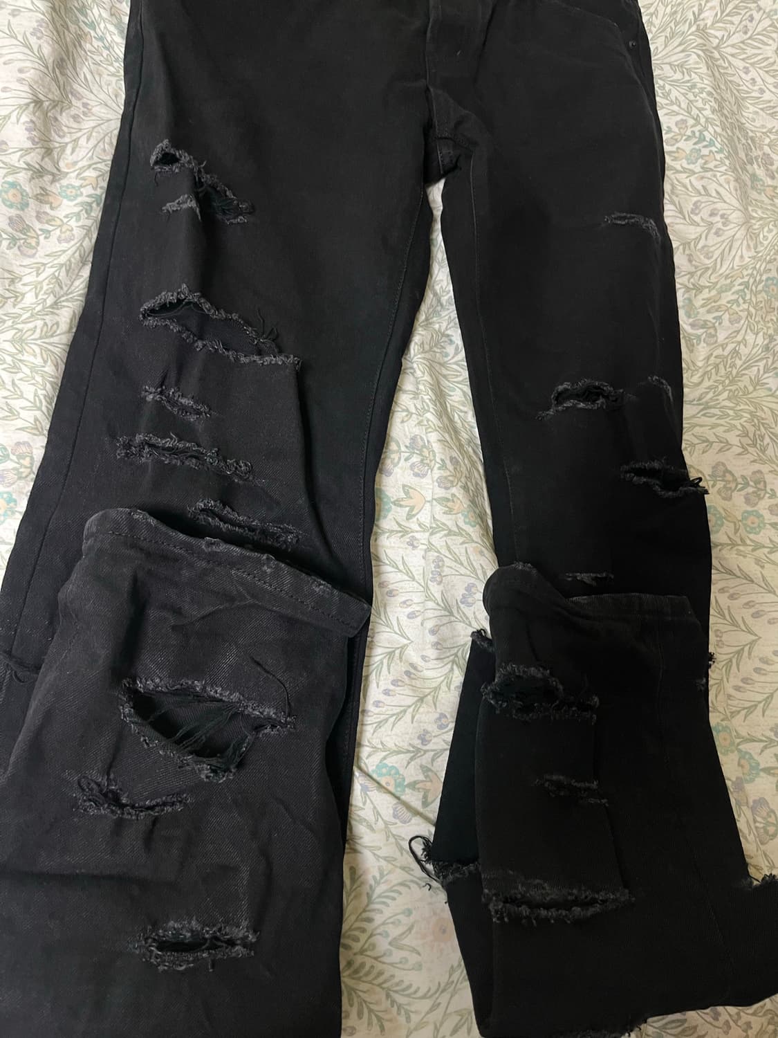 Undermycar damaged slim jeans 상품이미지3