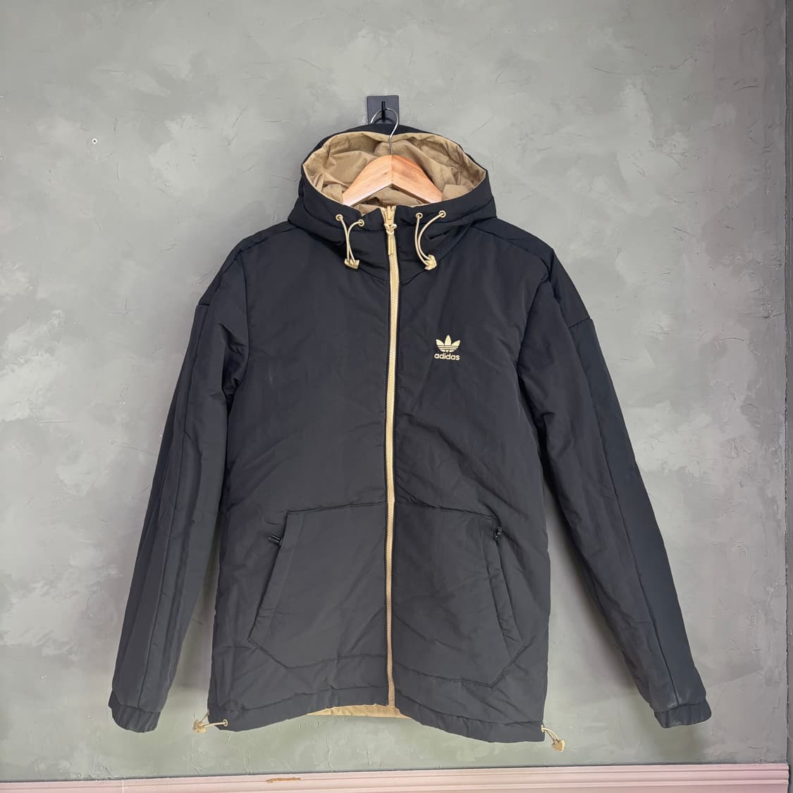 아디다스 파이어버드 락업 리버시블 패딩 베이지 상품이미지4