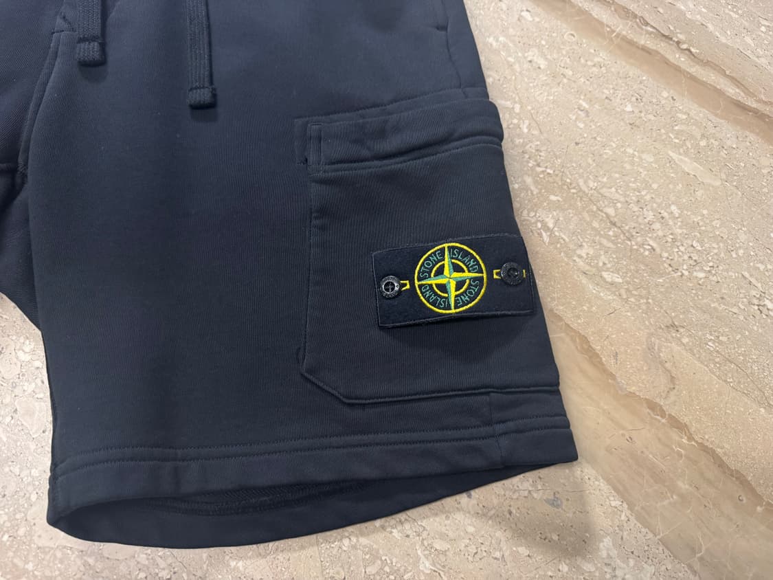 [L] 스톤아일랜드 트레이닝 반바지 블랙. 국내 매장 제품 상품이미지2